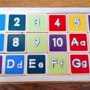 Tweedehands houten set alfabet + leren tellen