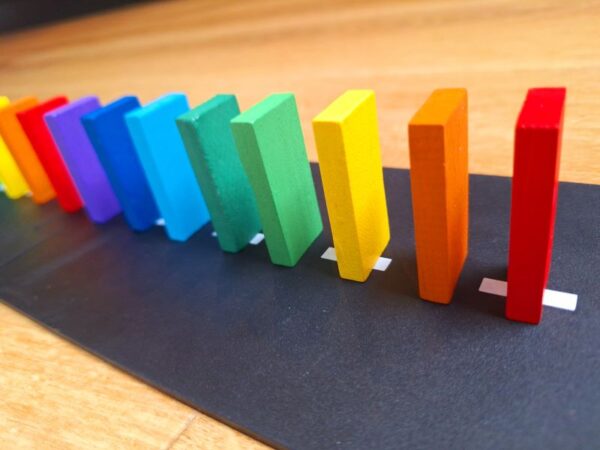 Tweedehands houten speelgoed domino