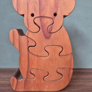 Tweedehands houten koala